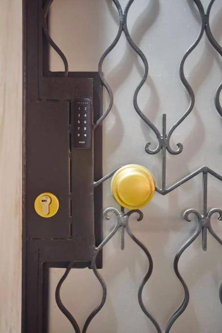 City Pearl Dntwn Apts Heraklion  Exterior photo